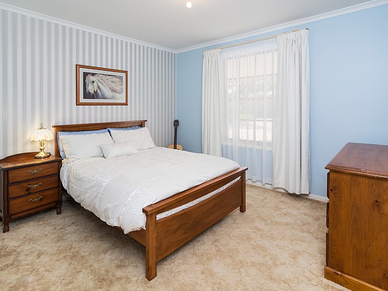 2 Steele Road, Callington SA 5254