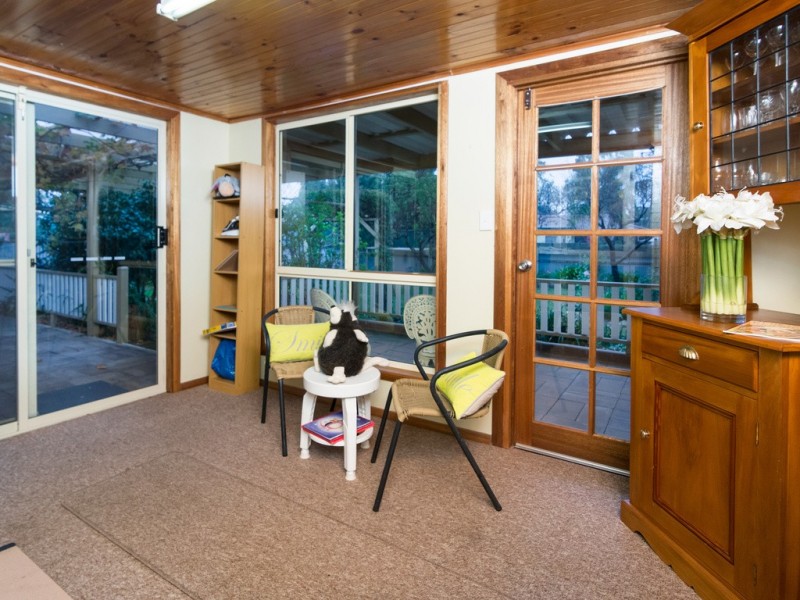 10 Lewis Avenue, Mount Barker SA 5251