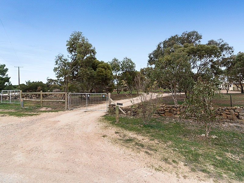 48 Rodwell Road, Woodchester SA 5255