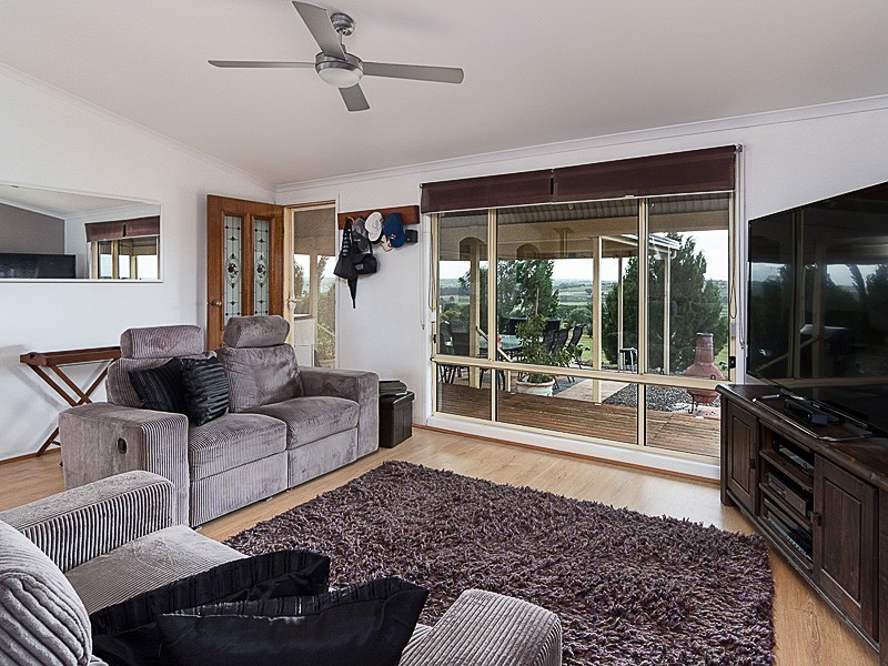 22 Zadow Road, Caloote SA 5254