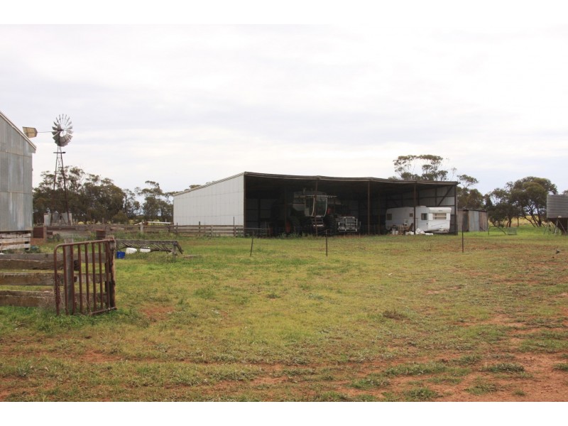 1585 Sandalwood Road, Marama SA 5307