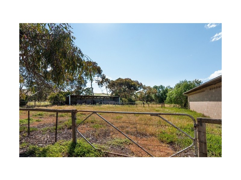 404 Glen Roy Road, Mount Pleasant SA 5235