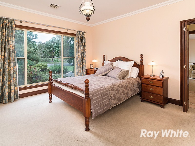 33 Waterford Avenue, Mount Barker SA 5251