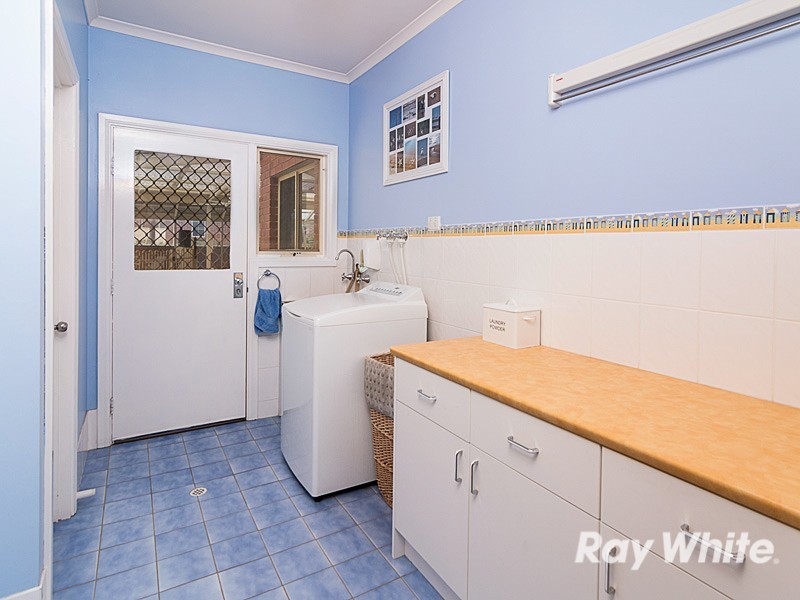 33 Waterford Avenue, Mount Barker SA 5251