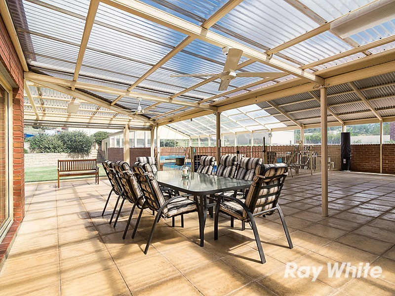 33 Waterford Avenue, Mount Barker SA 5251