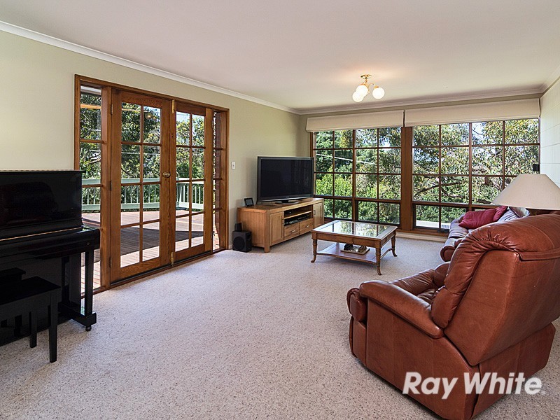 5 Hillview Road, Bridgewater SA 5155