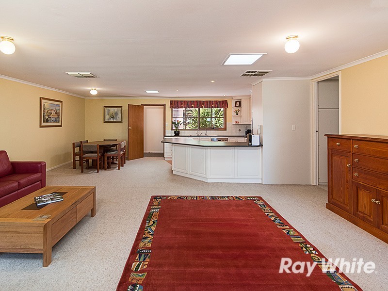 5 Hillview Road, Bridgewater SA 5155