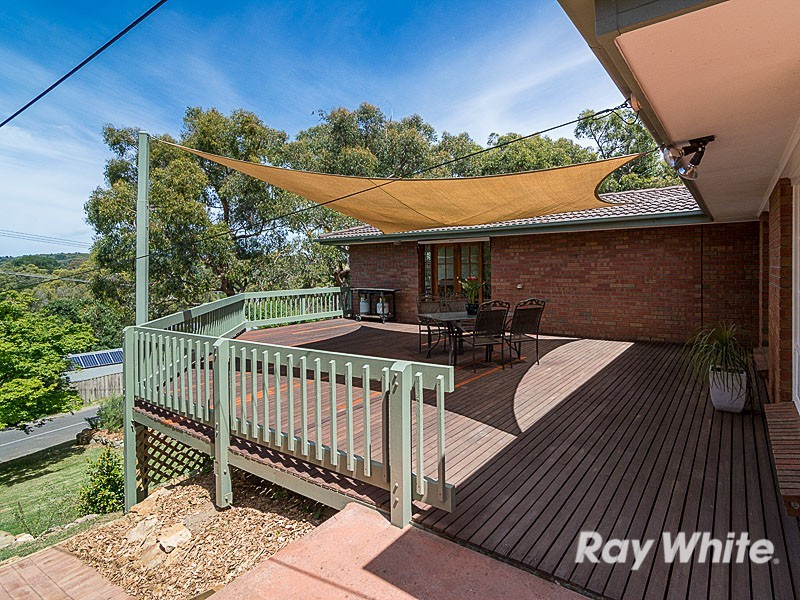 5 Hillview Road, Bridgewater SA 5155
