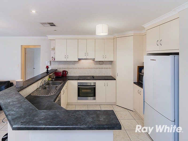 34 Strathmont Drive, Strathalbyn SA 5255