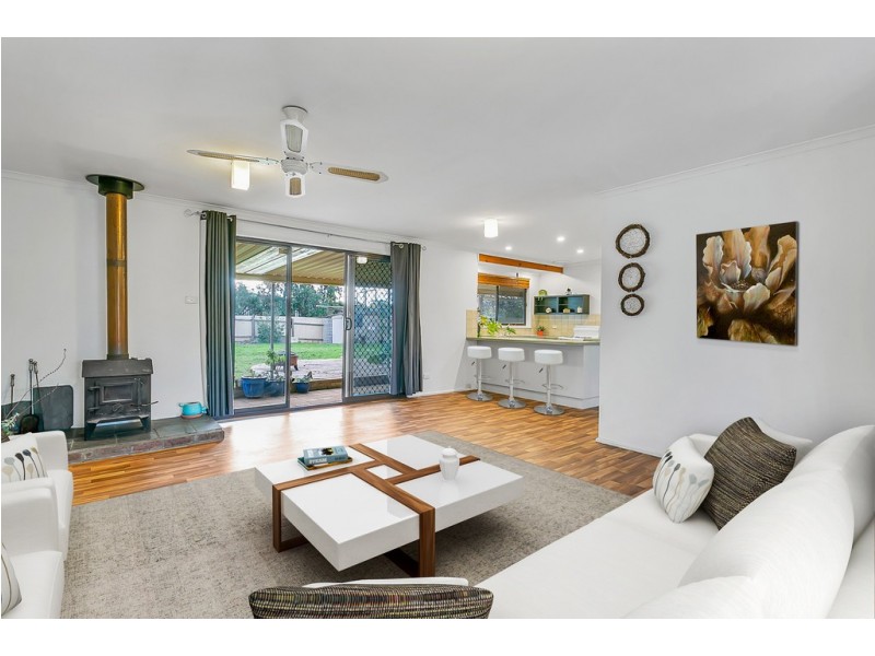 7 Carr Street, Mount Barker SA 5251