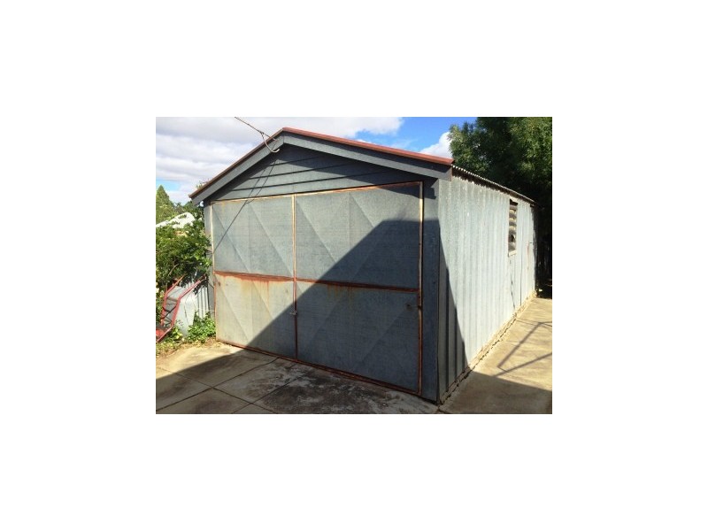 5 Dunn Rd, Mount Barker SA 5251