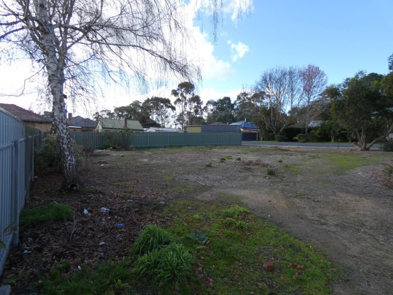 8 Stephenson Street, Mount Barker SA 5251