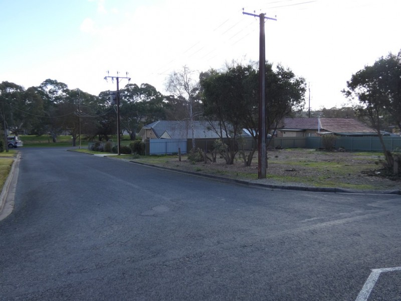 8 Stephenson Street, Mount Barker SA 5251