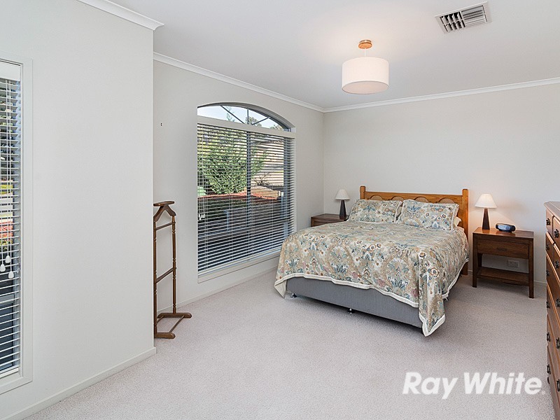 2 Barzona Street, Mount Barker SA 5251