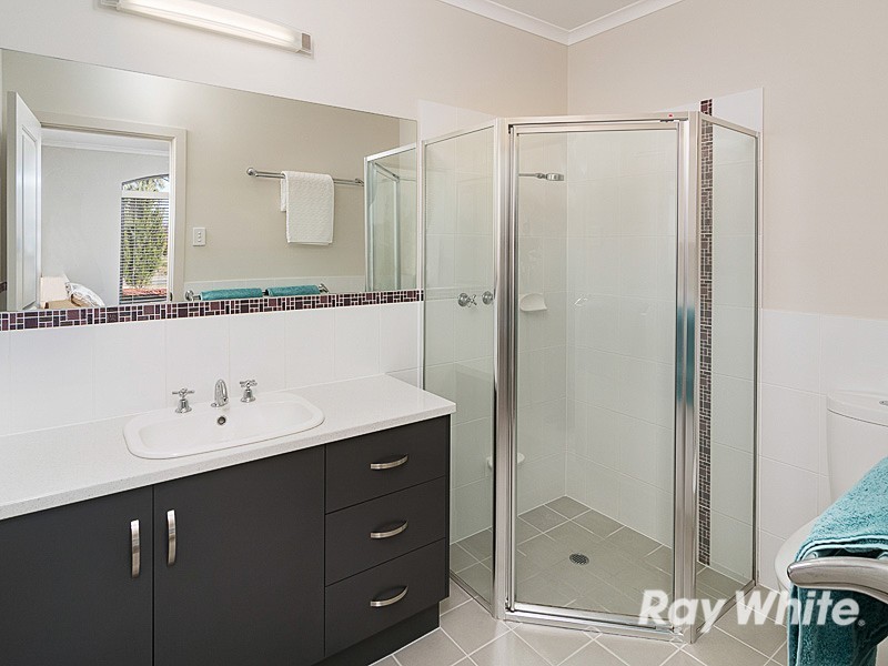 2 Barzona Street, Mount Barker SA 5251