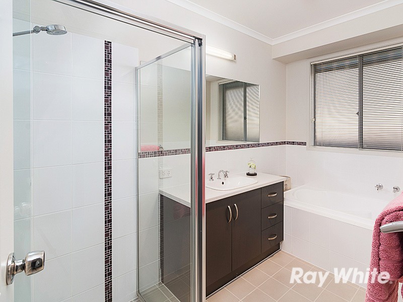 2 Barzona Street, Mount Barker SA 5251