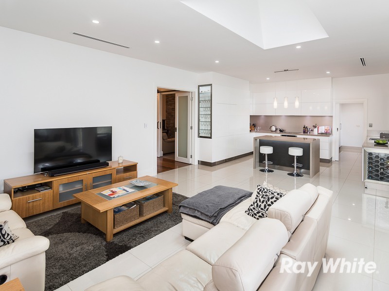 5 Hutchinson Street, Mount Barker SA 5251