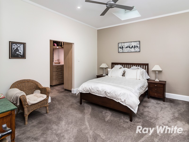 5 Hutchinson Street, Mount Barker SA 5251