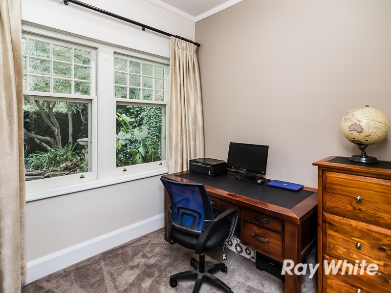 5 Hutchinson Street, Mount Barker SA 5251