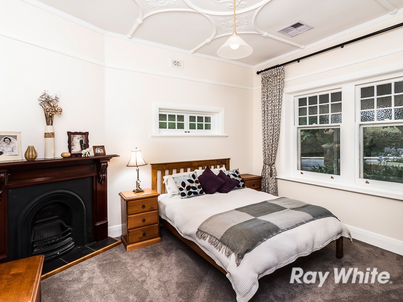 5 Hutchinson Street, Mount Barker SA 5251