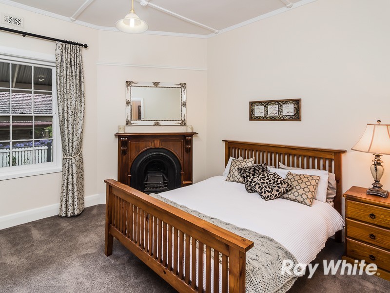 5 Hutchinson Street, Mount Barker SA 5251