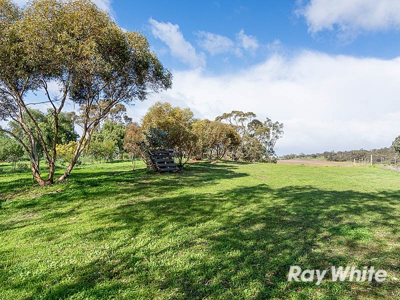 17 Bartholomew Road, Kanmantoo SA 5252