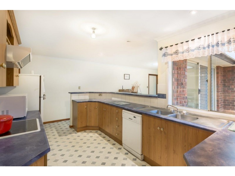 15 Spring Park Drive, Littlehampton SA 5250