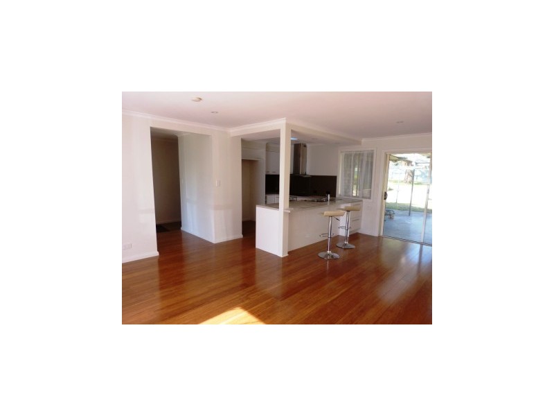 6 Bernhardt Crescent, Hahndorf SA 5245