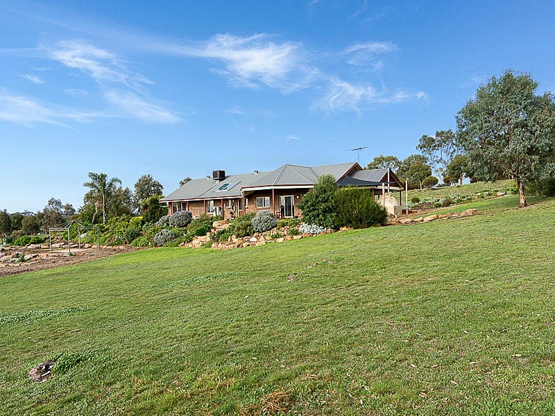 335 Archer Hill Road, Wistow SA 5251