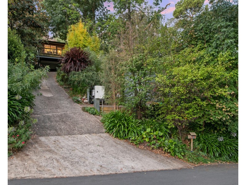 22 George Avenue, Crafers West SA 5152