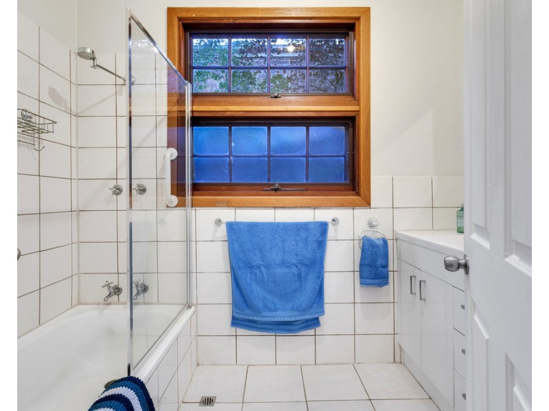 22 George Avenue, Crafers West SA 5152