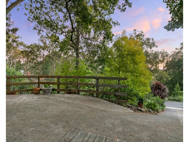 22 George Avenue, Crafers West SA 5152