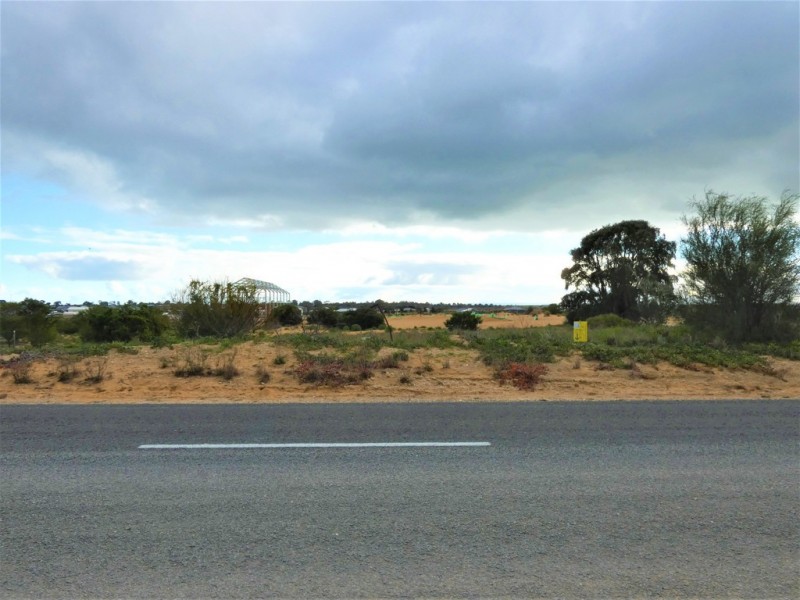 Lot 942 Pangarinda Drive, Wellington East SA 5259