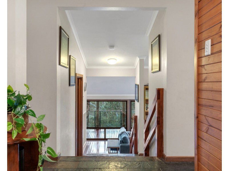 16 Elmstead Drive, Upper Sturt SA 5156