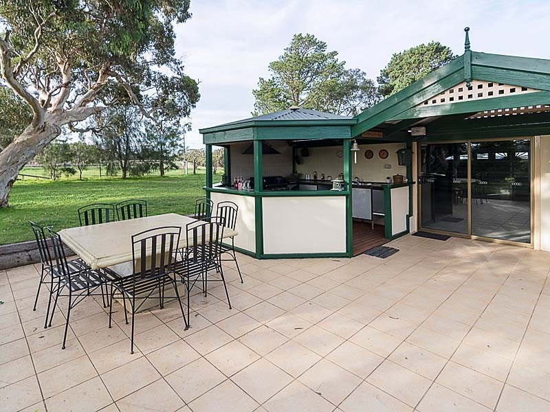 262 Scrubby Hill Road, Highland Valley SA 5255