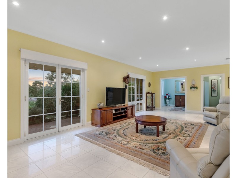 7 Lady Bute Drive, Mount Barker SA 5251