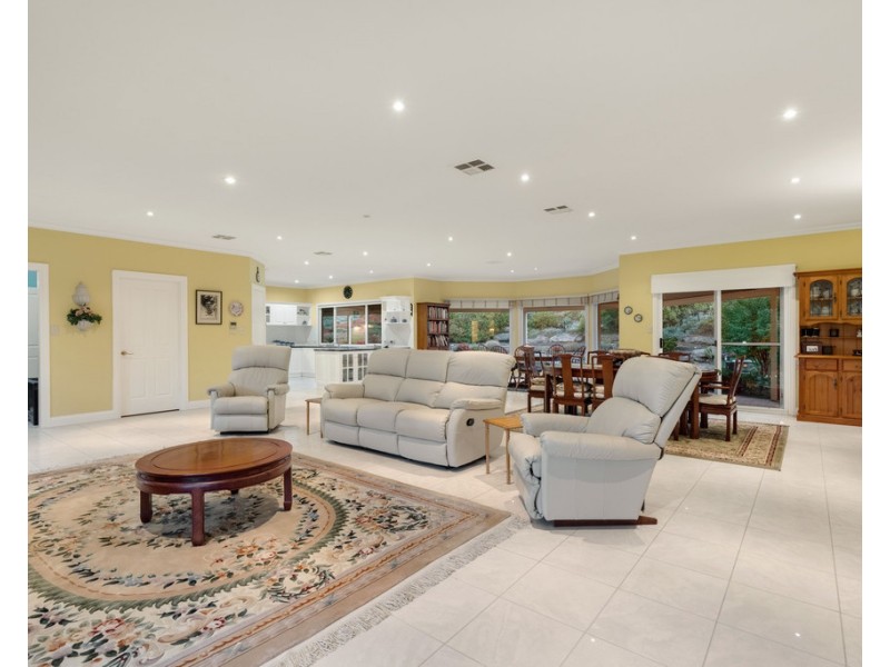 7 Lady Bute Drive, Mount Barker SA 5251