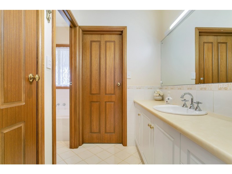 28 Stirling Court, Strathalbyn SA 5255