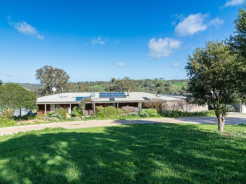 542 Springs Road, Mount Barker Springs SA 5251