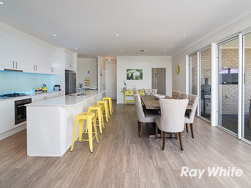 13 Barker Road, Mount Barker SA 5251