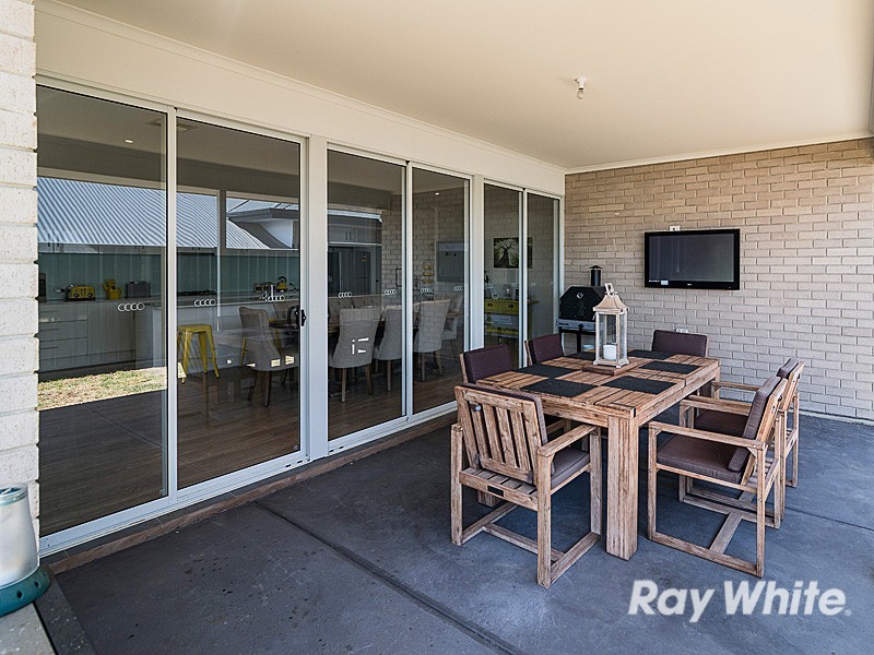 13 Barker Road, Mount Barker SA 5251