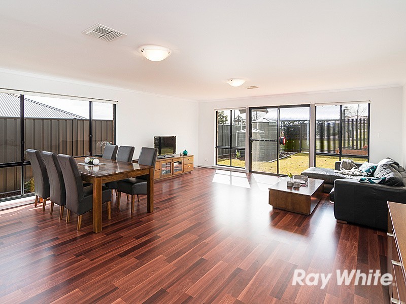 32 Carlson Street, Mount Barker SA 5251