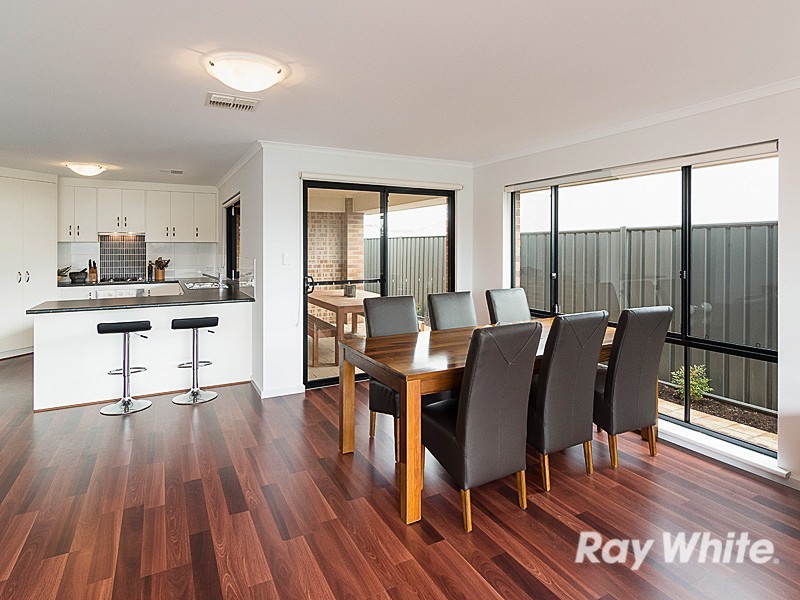 32 Carlson Street, Mount Barker SA 5251