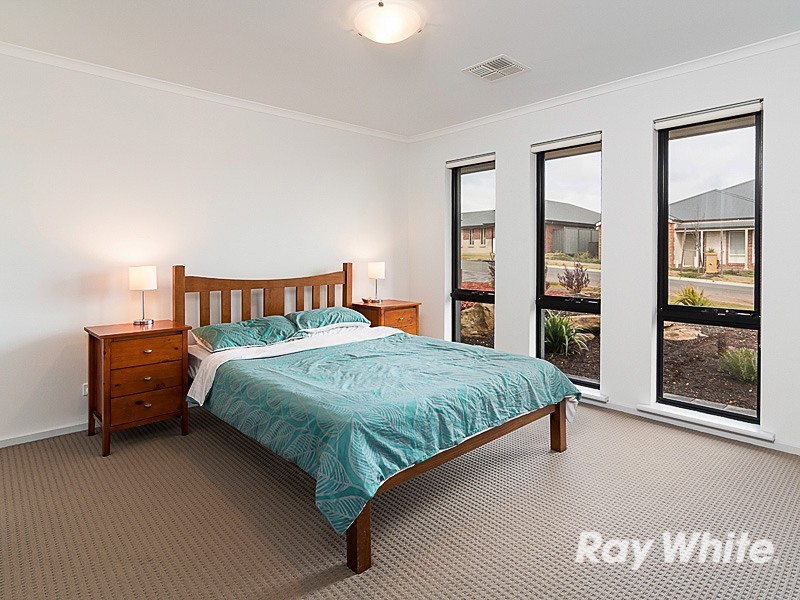 32 Carlson Street, Mount Barker SA 5251