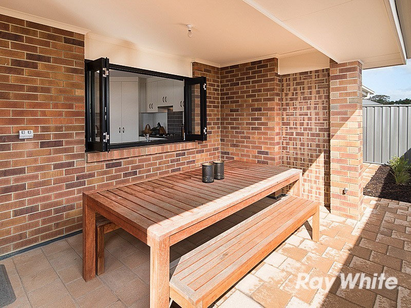 32 Carlson Street, Mount Barker SA 5251