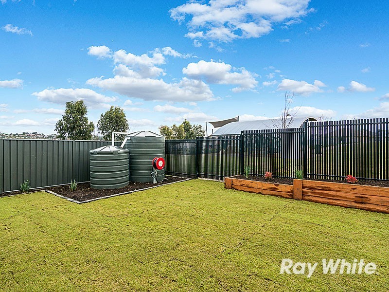 32 Carlson Street, Mount Barker SA 5251