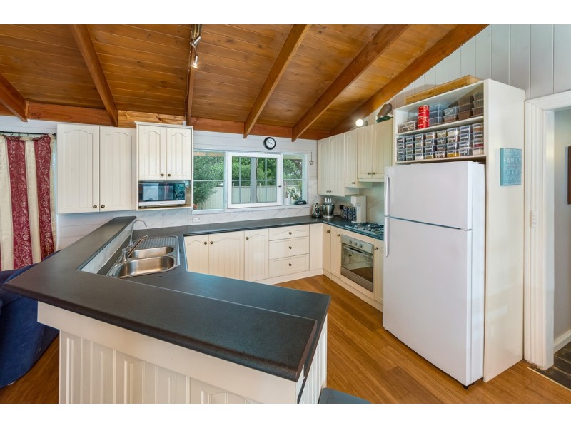 2A Lewis Ave, Mount Barker SA 5251