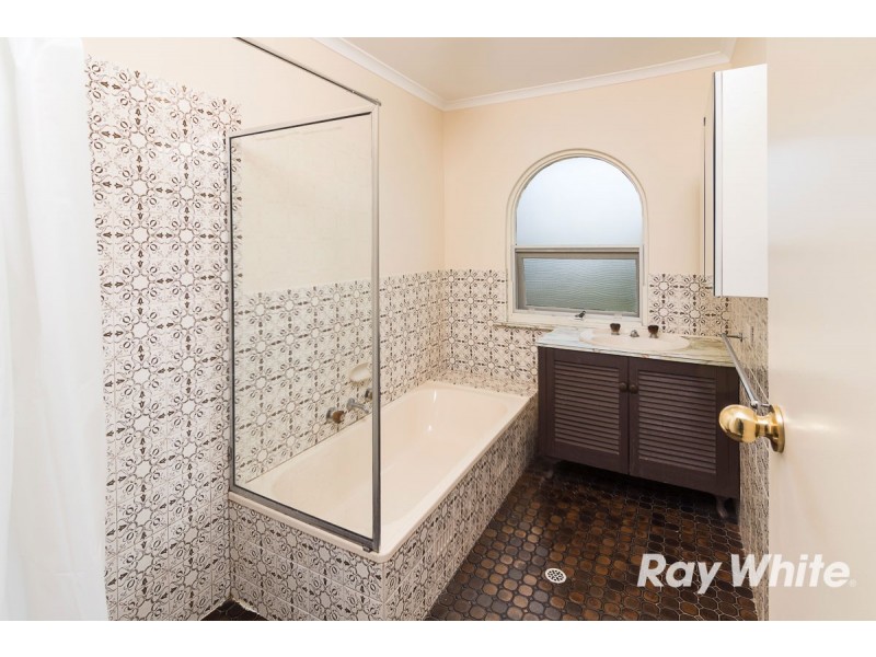 1 Mansfield Road, Mount Barker SA 5251