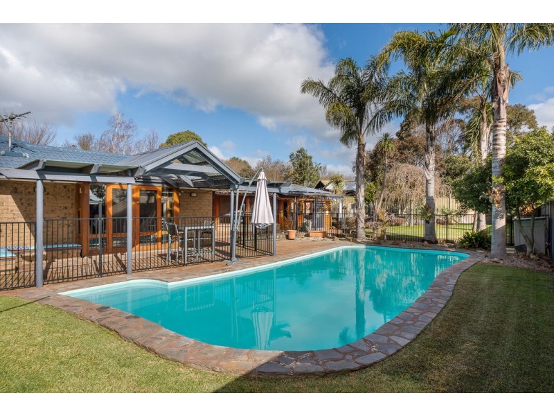 12 Acacia Street, Mount Barker SA 5251