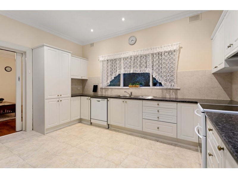 12 Langhorne Creek Road, Strathalbyn SA 5255